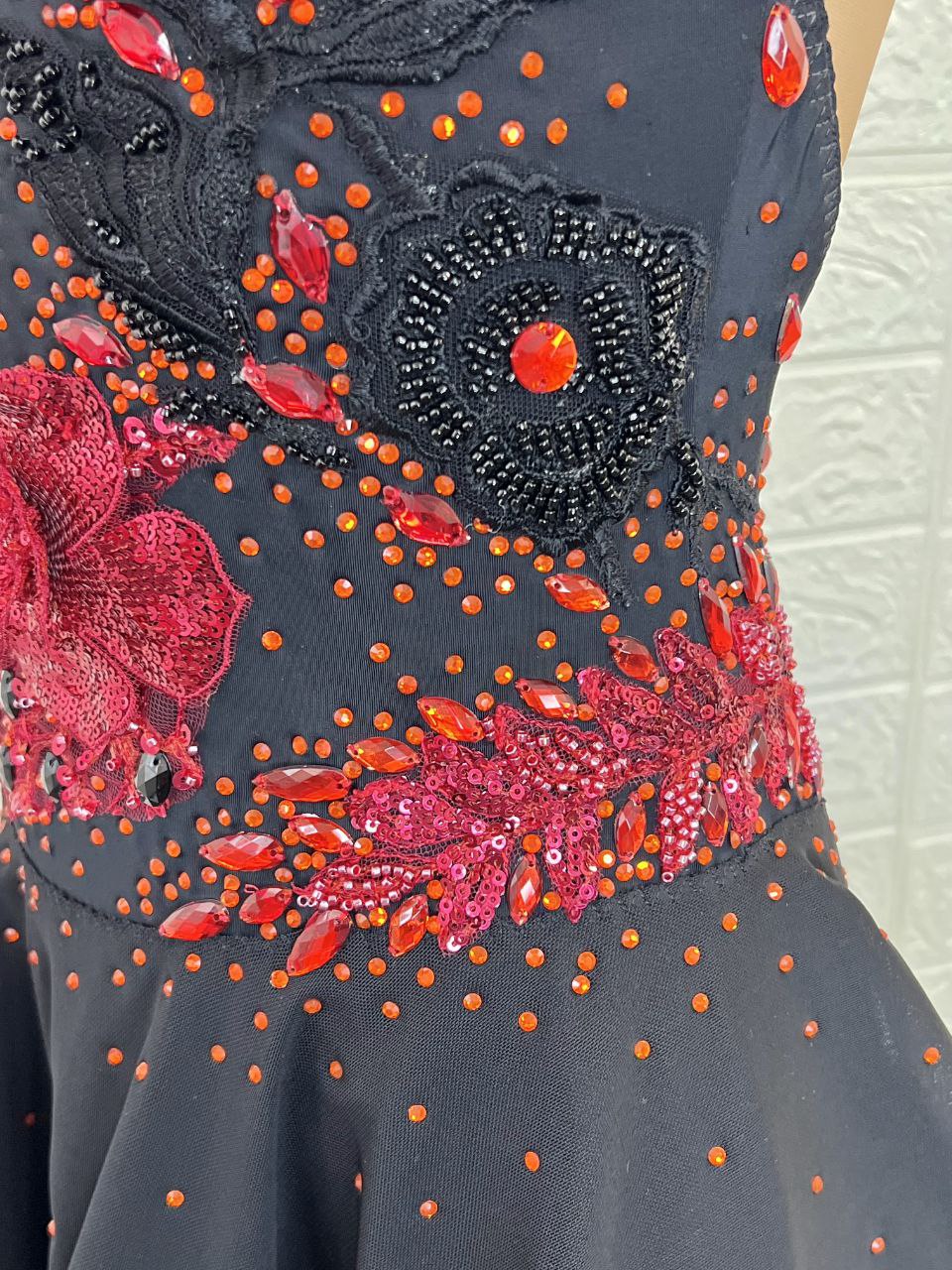 Get ready to shine on the dance floor! Custom-made ballroom dancing costumes and dresses tailored just for you Stand out from the crowd with a unique design that reflects your personality Order now and take your dancing to the next level!